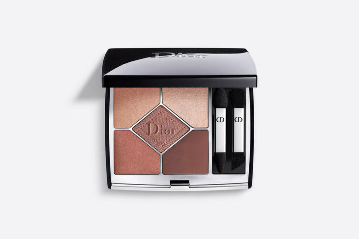 Bảng phấn mắt 5 ô của Dior 429 Couleurs Couture được Jisoo sử dụng trong MV Flower