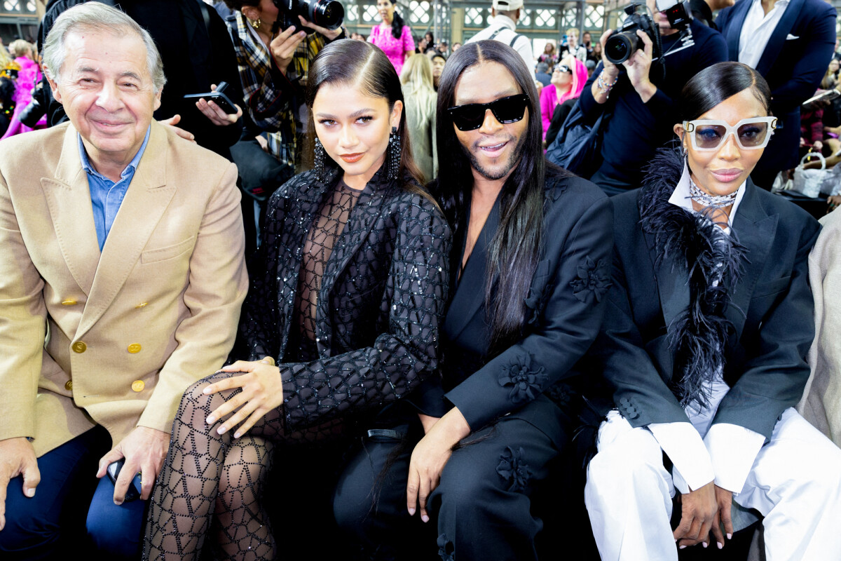 zendaya front row Valentino influencer