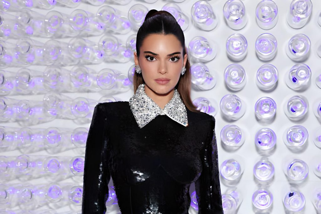 Kendall Jenner tại tham đỏ Met Gala 2023. Ảnh: Getty Images.