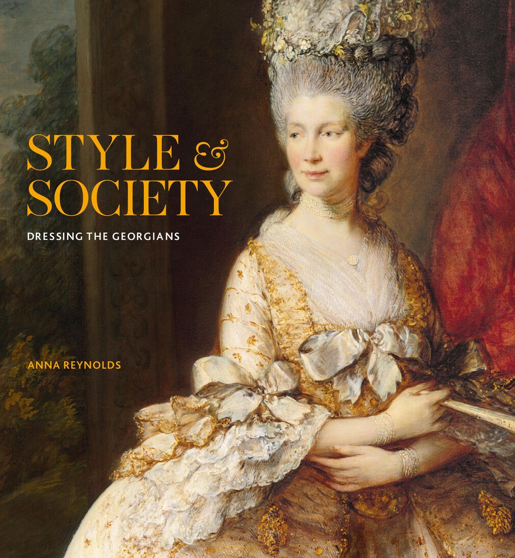 Triển lãm Style Society Dressing the Georgians về thời kỳ của Vương hậu Charlotte