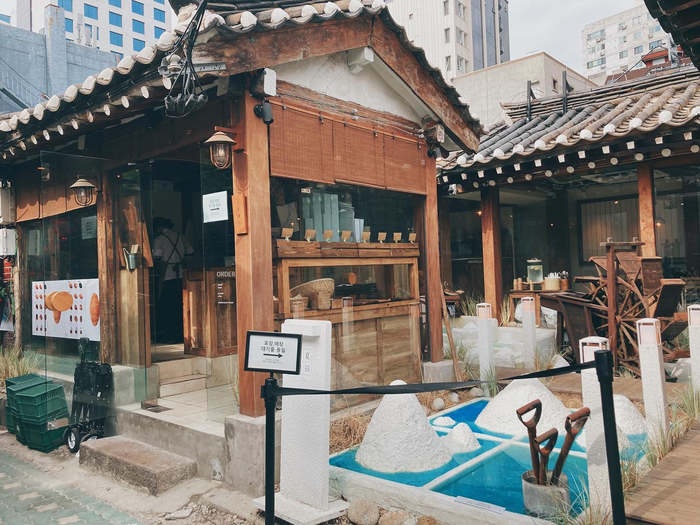 Phố cổ Ikseondong ở Seoul