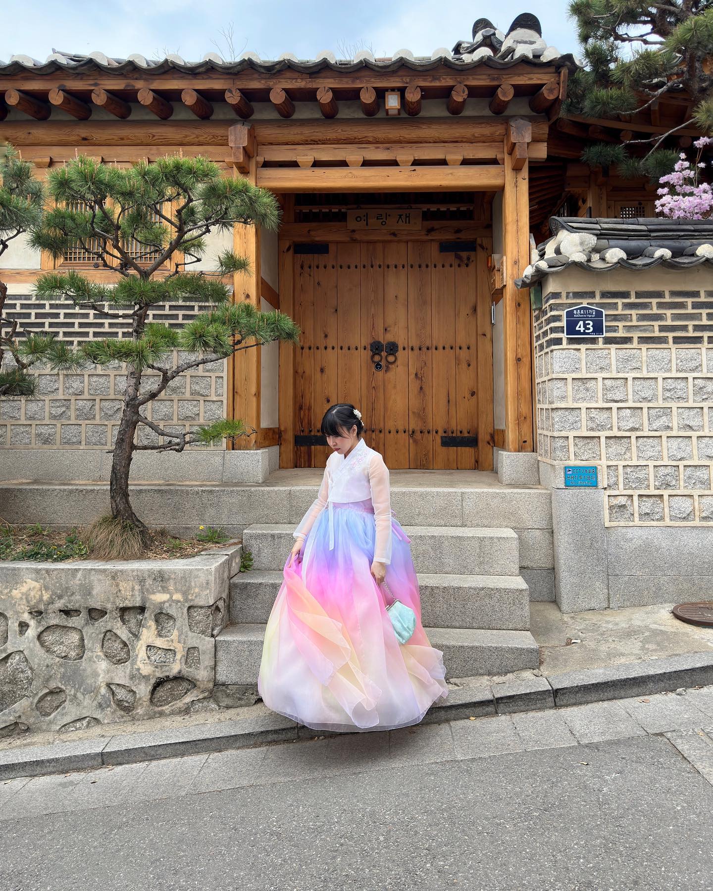 Hanbok ở Bukchon Hanok Seoul