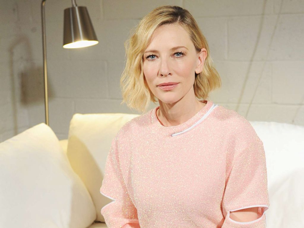 Cate Blanchett với thần thái cuốn hút ở tuổi 54.