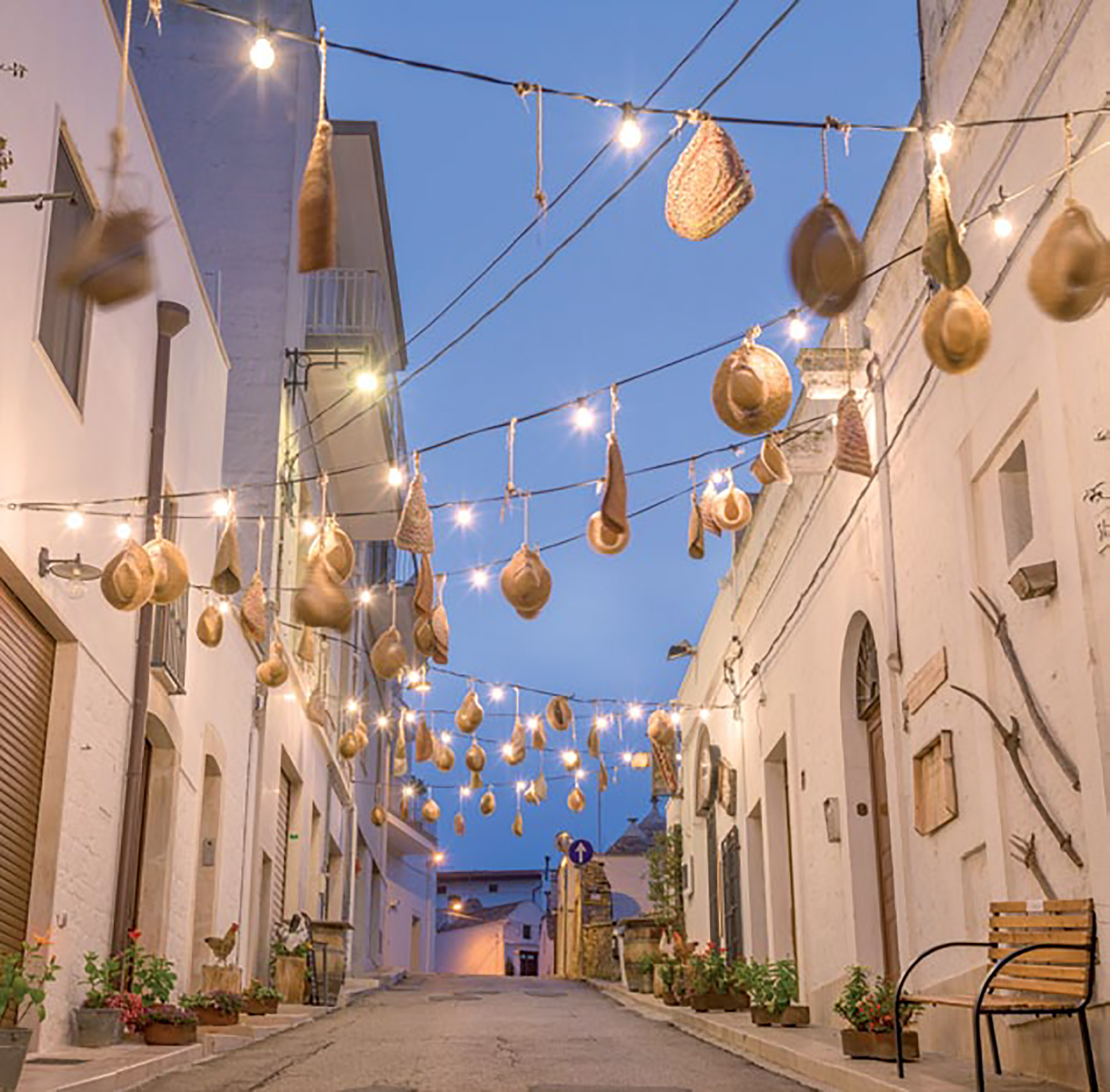 alberobello con đường nhỏ nên thơ