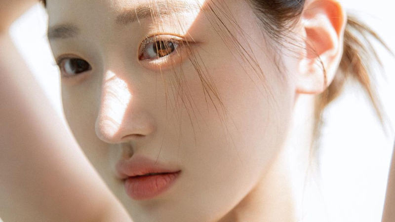 Top 10 kem chống nắng có màu cho lớp trang điểm ngày Hè | ELLE
