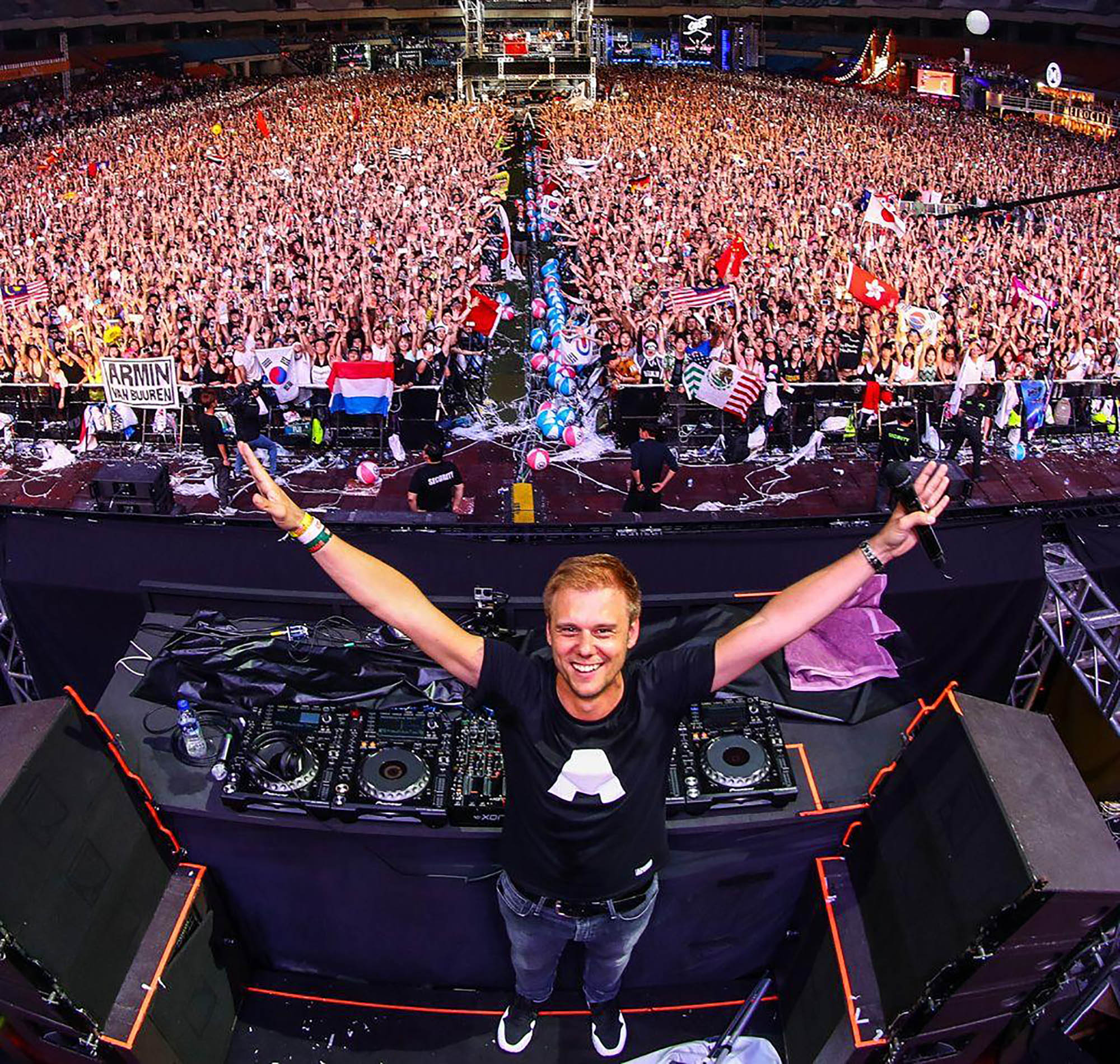 lễ hội âm nhạc cùng DJ Armin