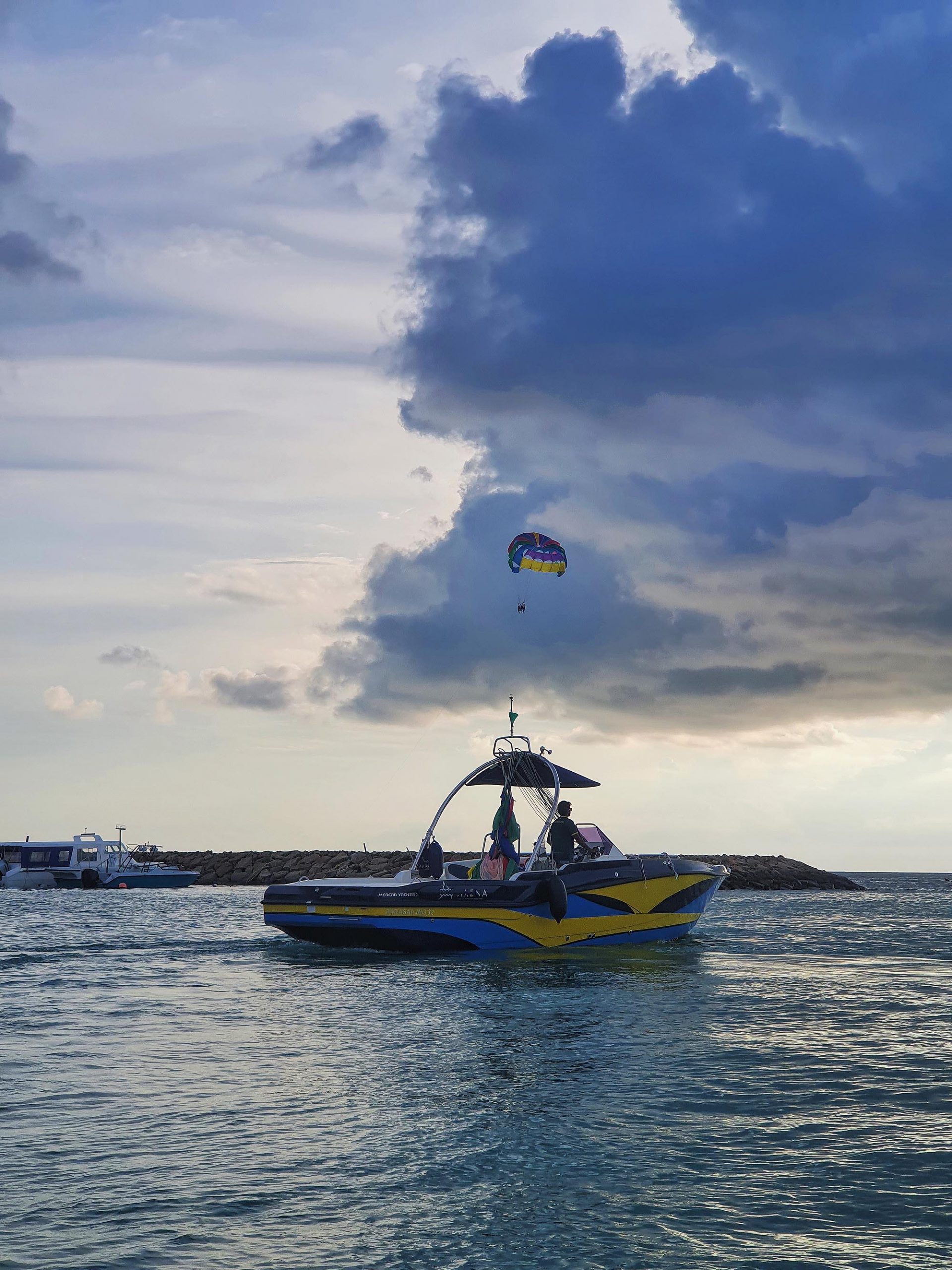 maldives chèo thuyền cayak