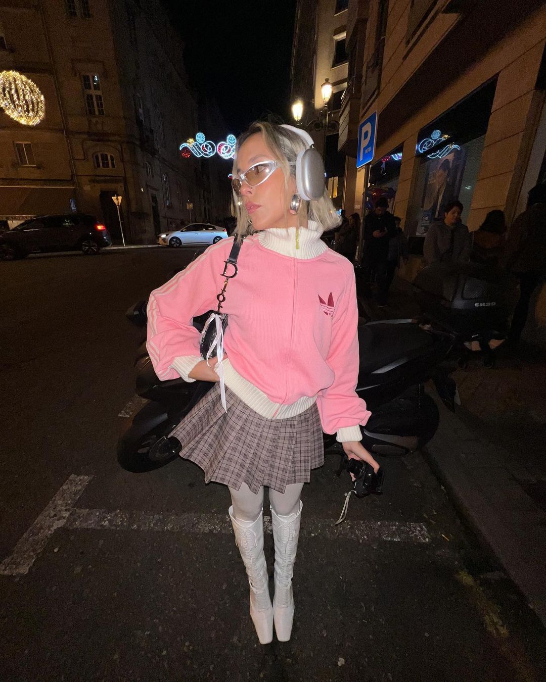 xu hướng thời trang broquette aesthetic