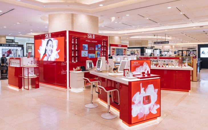 Thương hiệu mỹ phẩm nổi tiếng từ xứ sở hoa anh đào SK-II đã chính thức có mặt tại trung tâm mua sắm sầm uất Takashimaya.