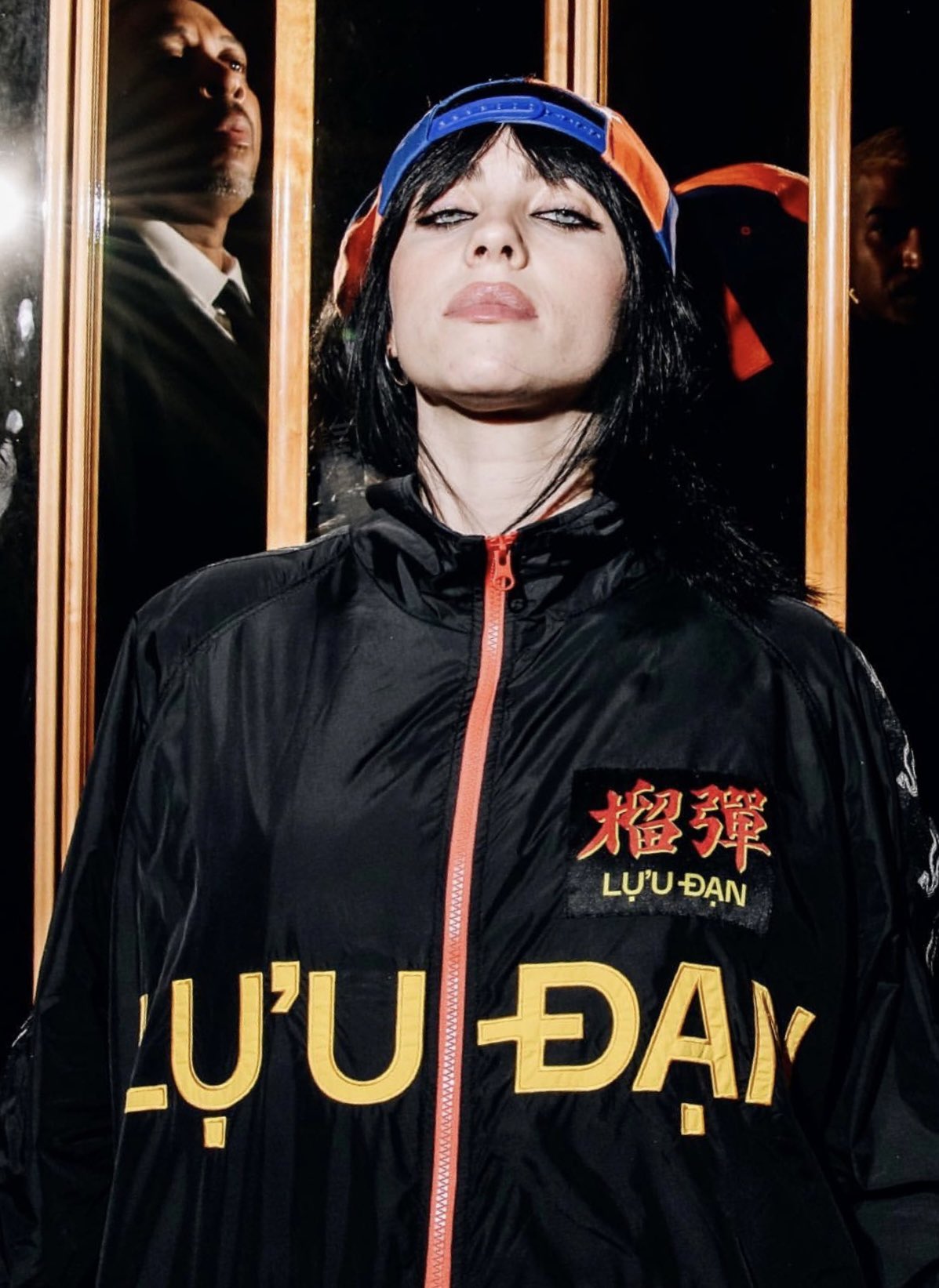 billie eilish lựu đạn