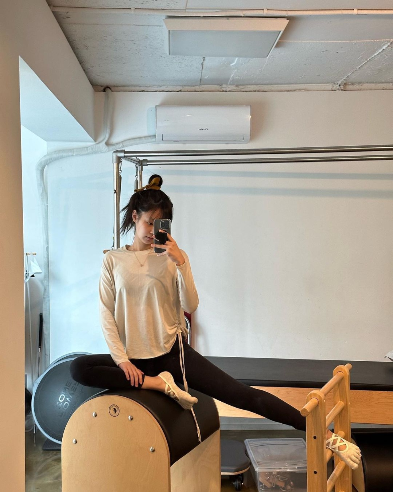 jennie blackpink pilates yoga