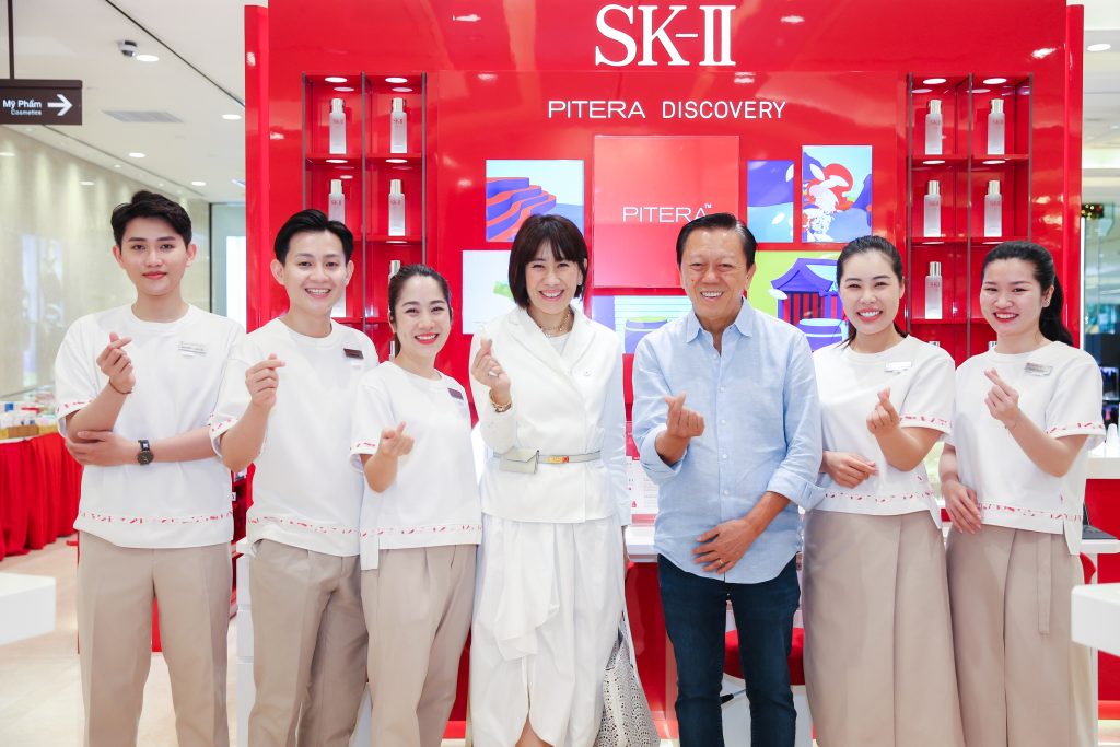 Giám đốc điều hành SK-II ghé thăm Việt Nam. Giám đốc điều hành SK-II ghé thăm Việt Nam.