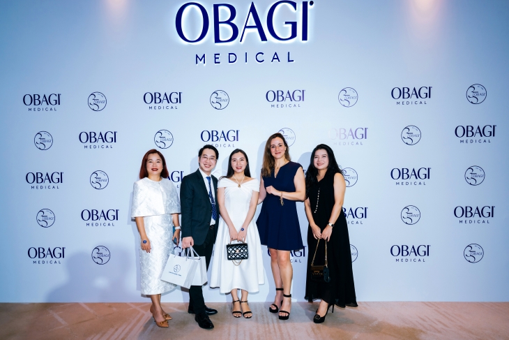 Các đại diện Obagi và các đối tác 
