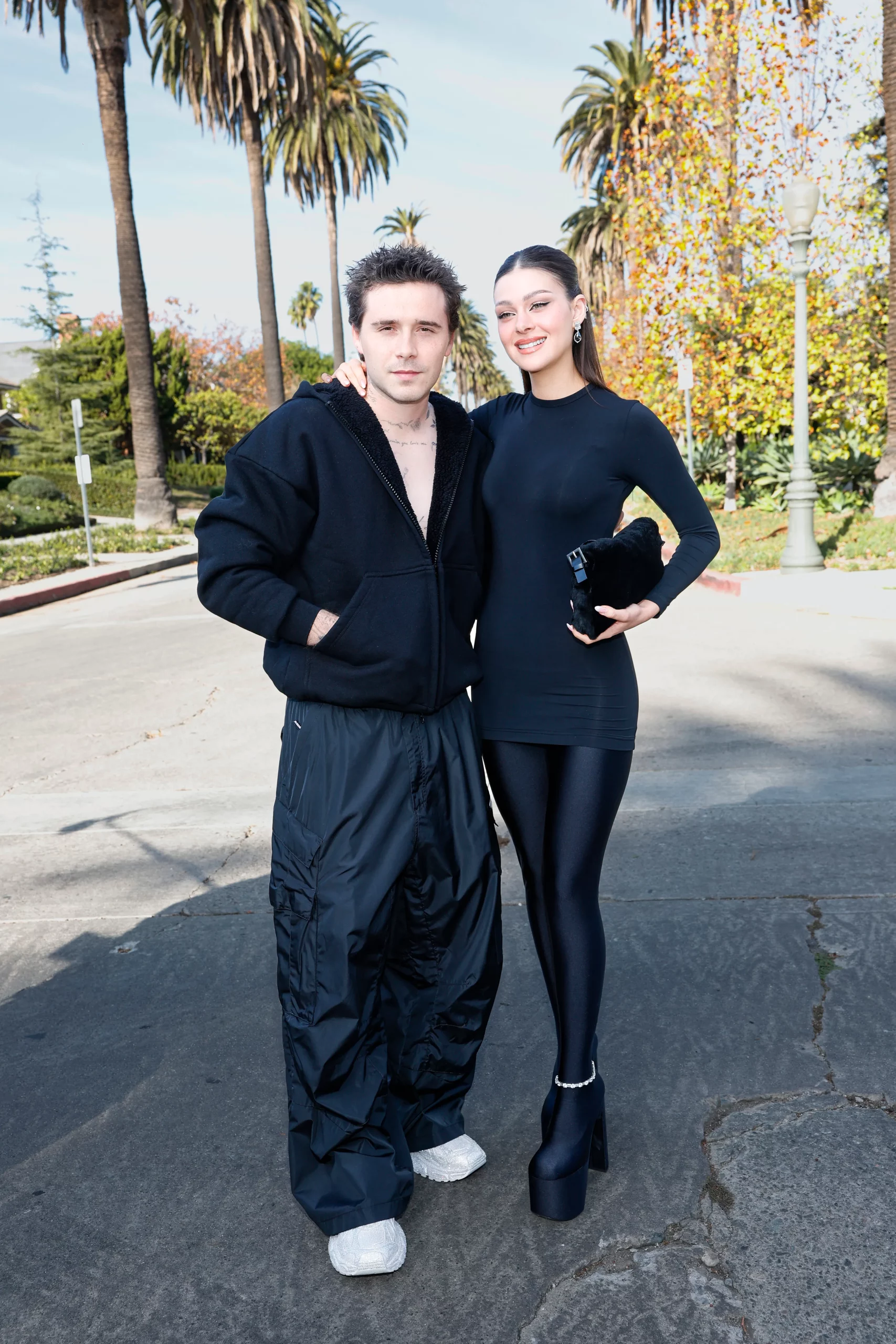 Nicola Peltz và Brooklyn Beckham