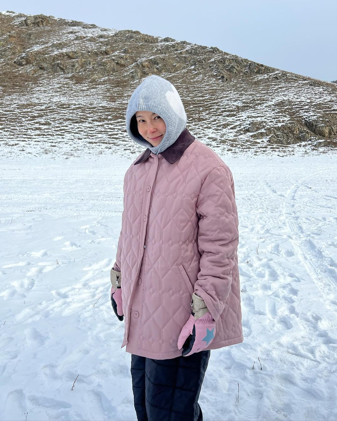nayoungkeem diện balaclava