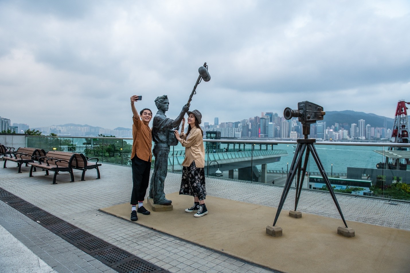 khám phá hong kong