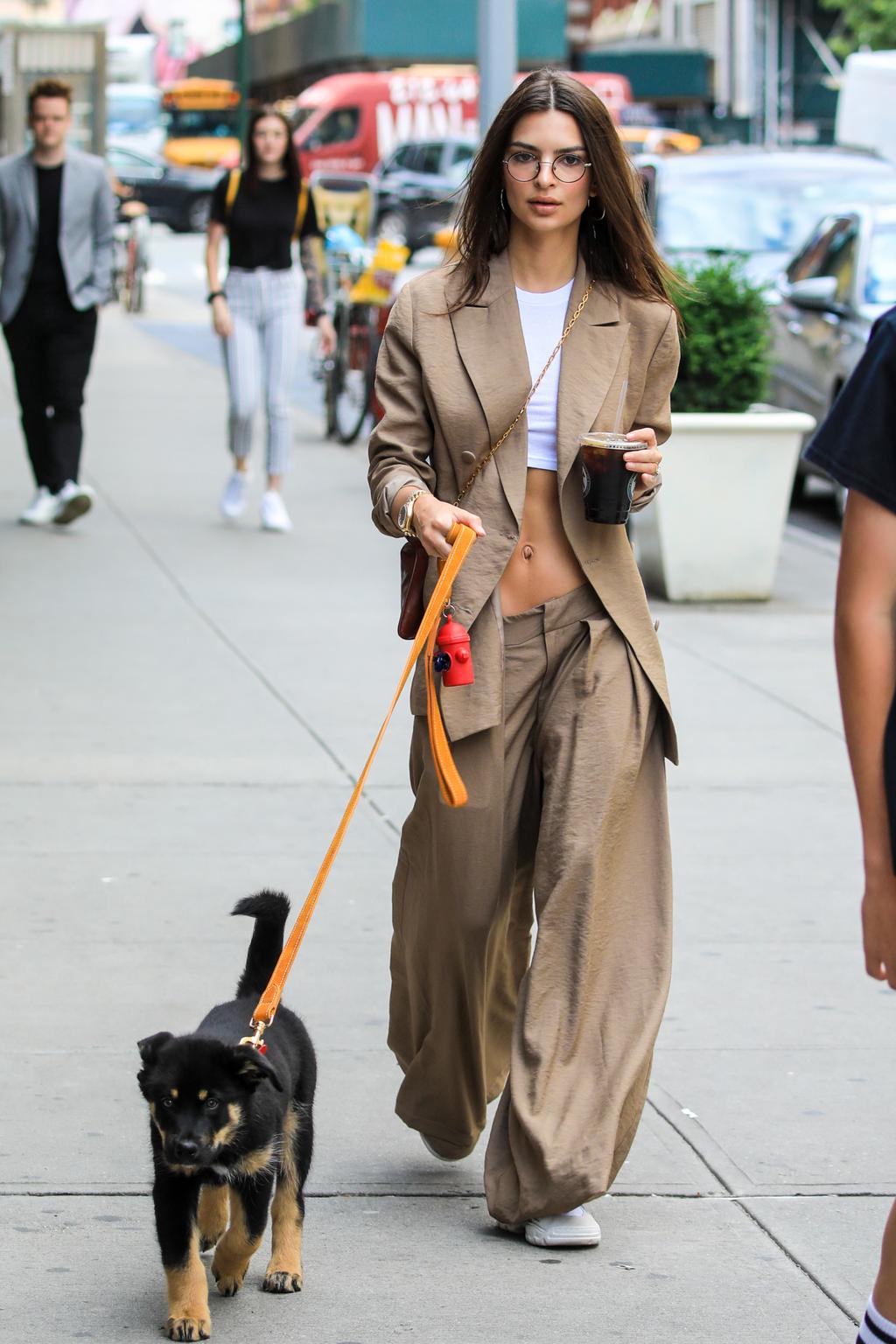 EMILY RATAJKOWSKI jennie