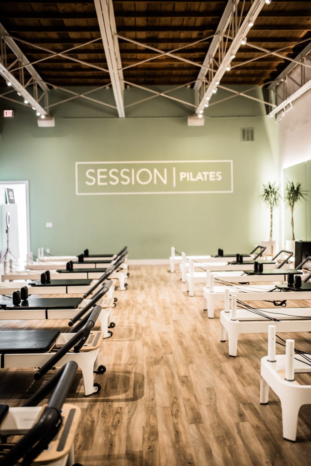 Pilates hay Yoga: Đâu là sự khác biệt và môn nào phù hợp với bạn?