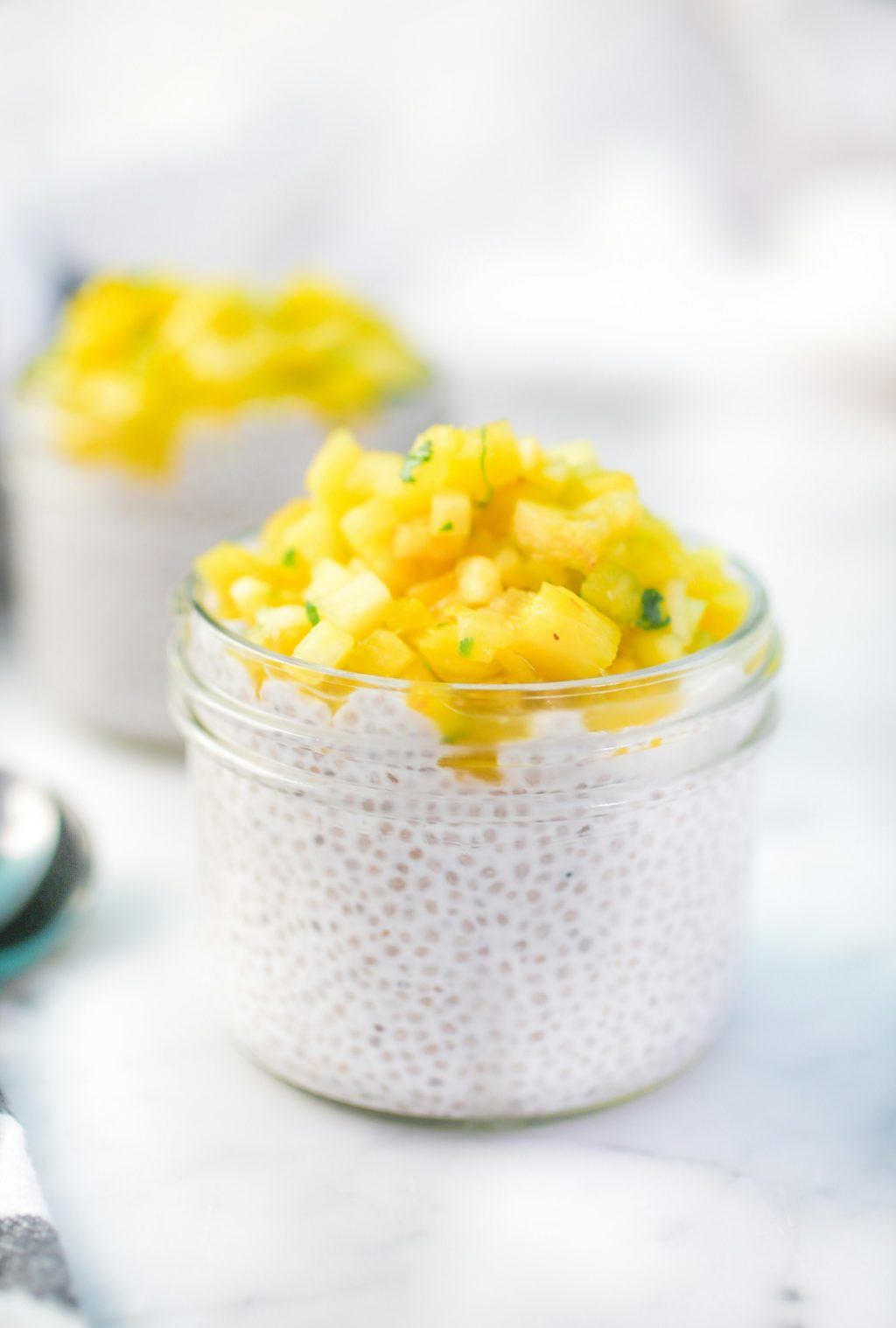 Công dụng hạt chia và công thức nước uống từ hạt chia 