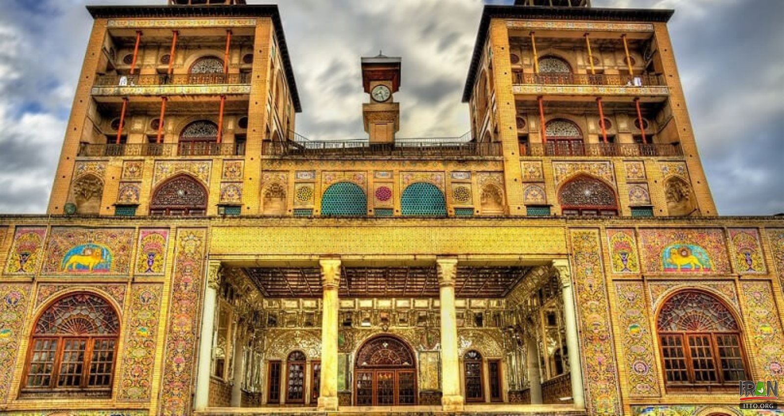 Golestan Palace điểm du lịch đáng đến tại Iran