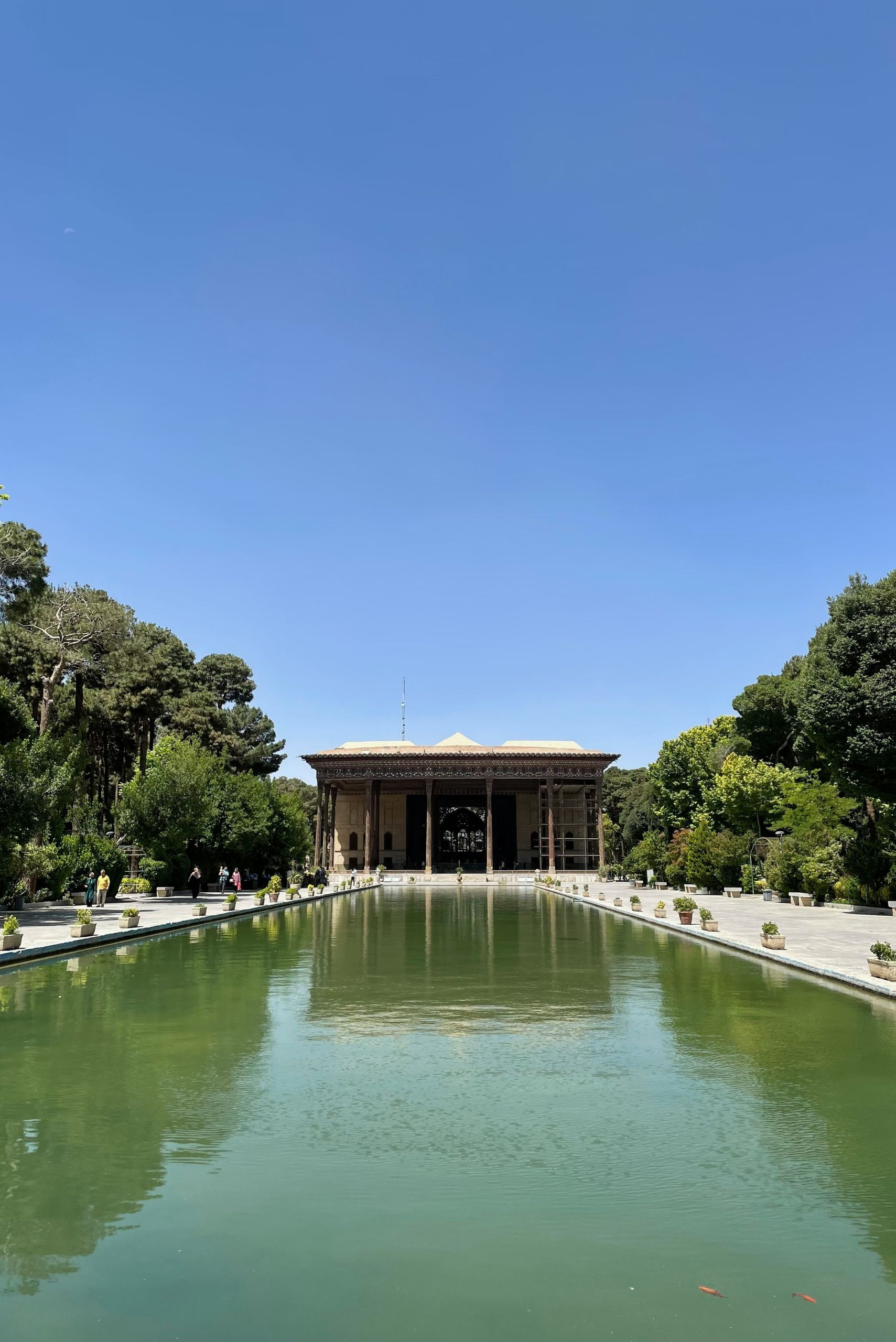 Vườn Ba Tư là địa điểm du lịch đáng đến tại Iran