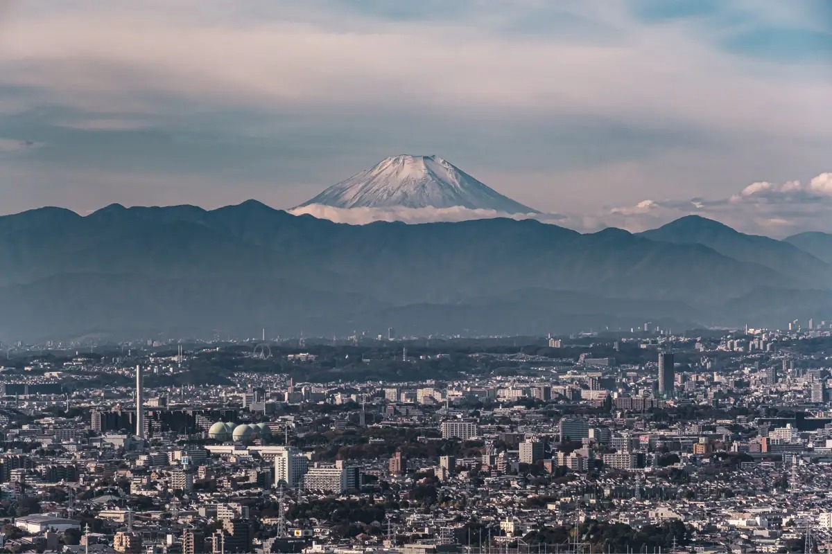 Núi Phú Sĩ chụp từ Tòa thị chính Tokyo 