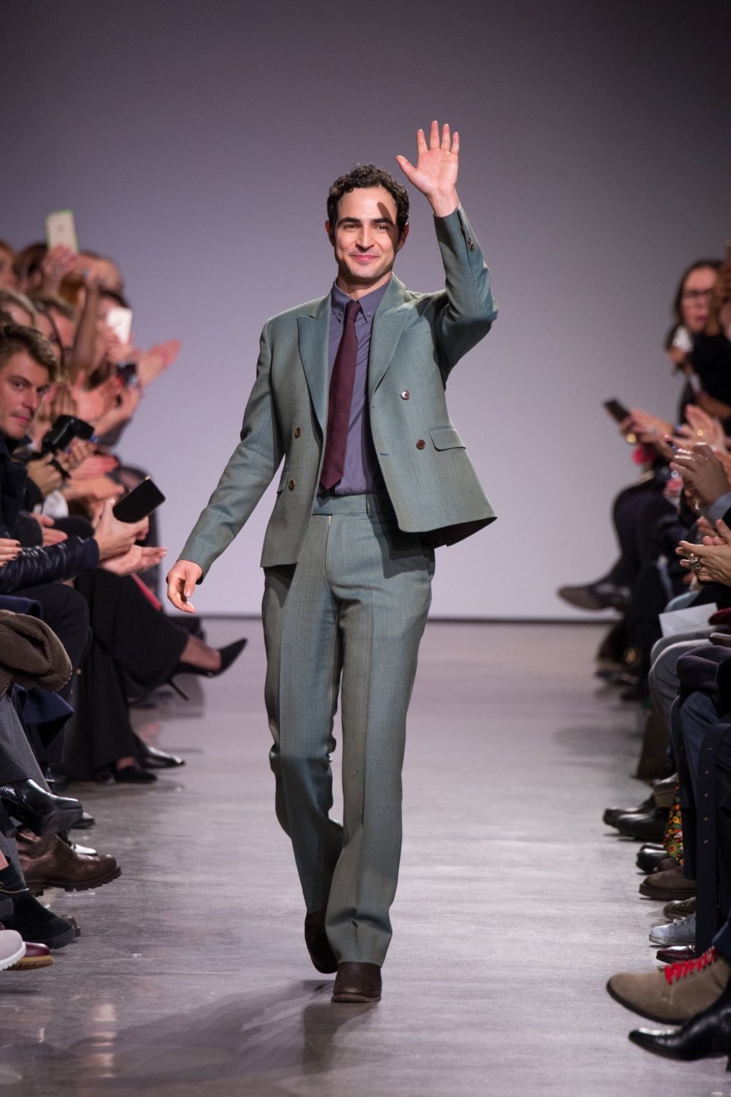 Indigital.tv nhà thiết kế zac posen