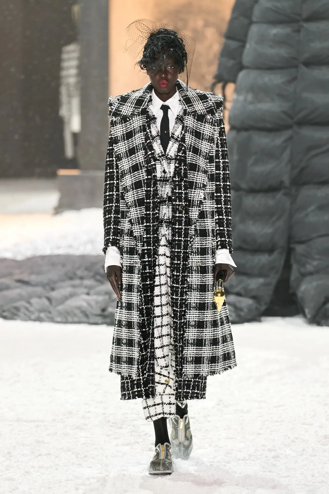 Bộ sưu tập Thom Browne Thu - Đông 2024 - "Nevermore" (Ảnh: Getty Images)