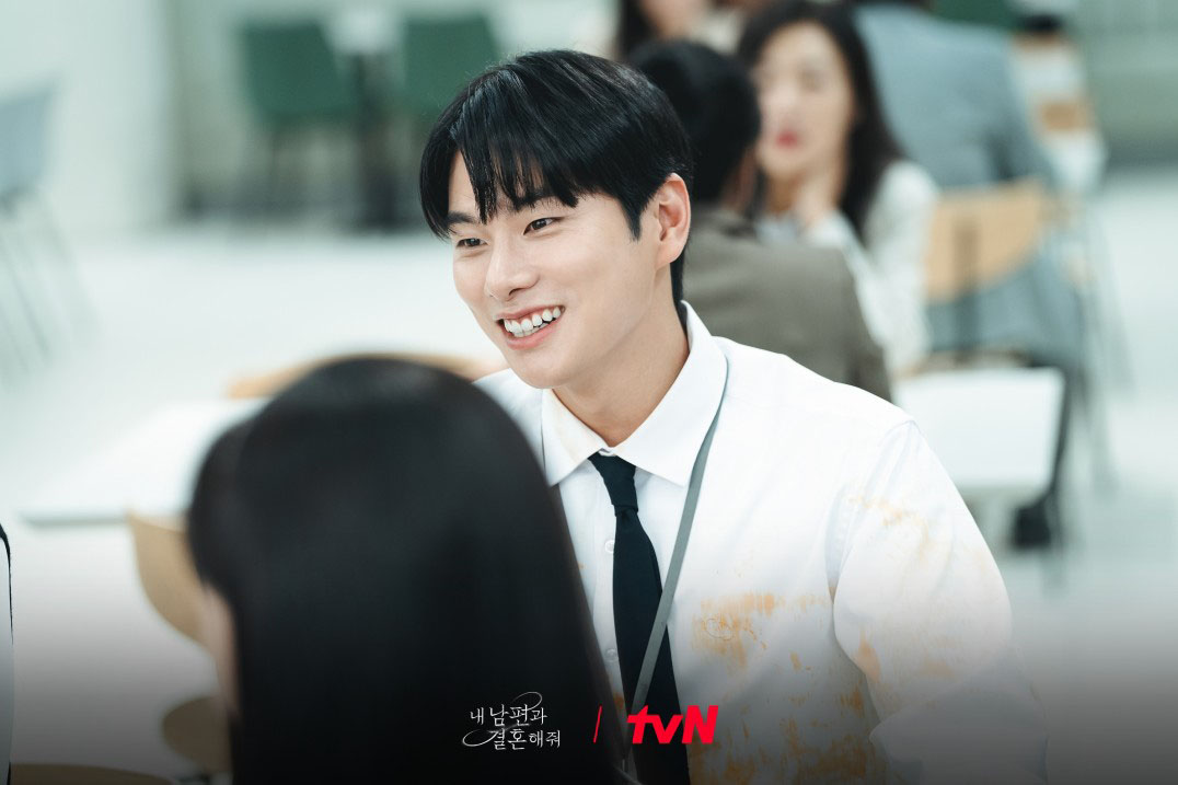 diễn viên lee yi kyung