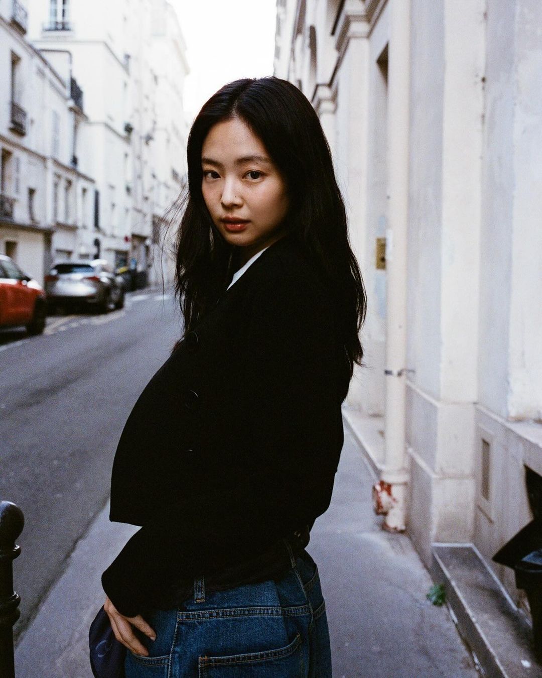 jennierubyjane diện tại Paris Jennie