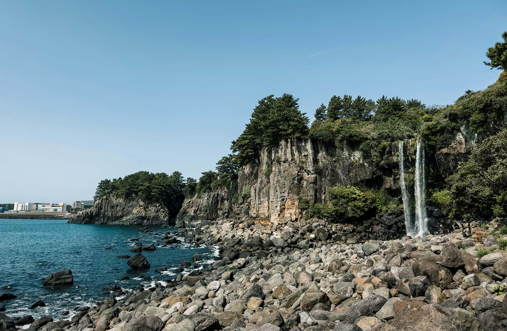 thác jeongbang jeju