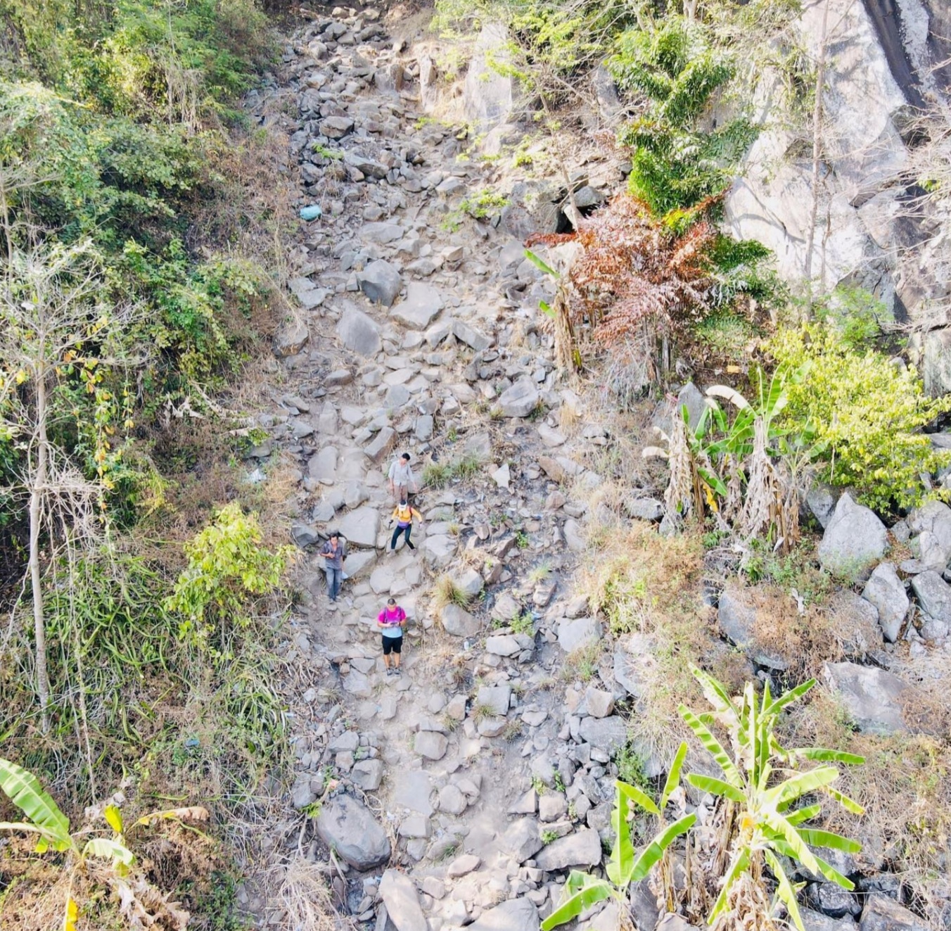 Núi bà đen hiking