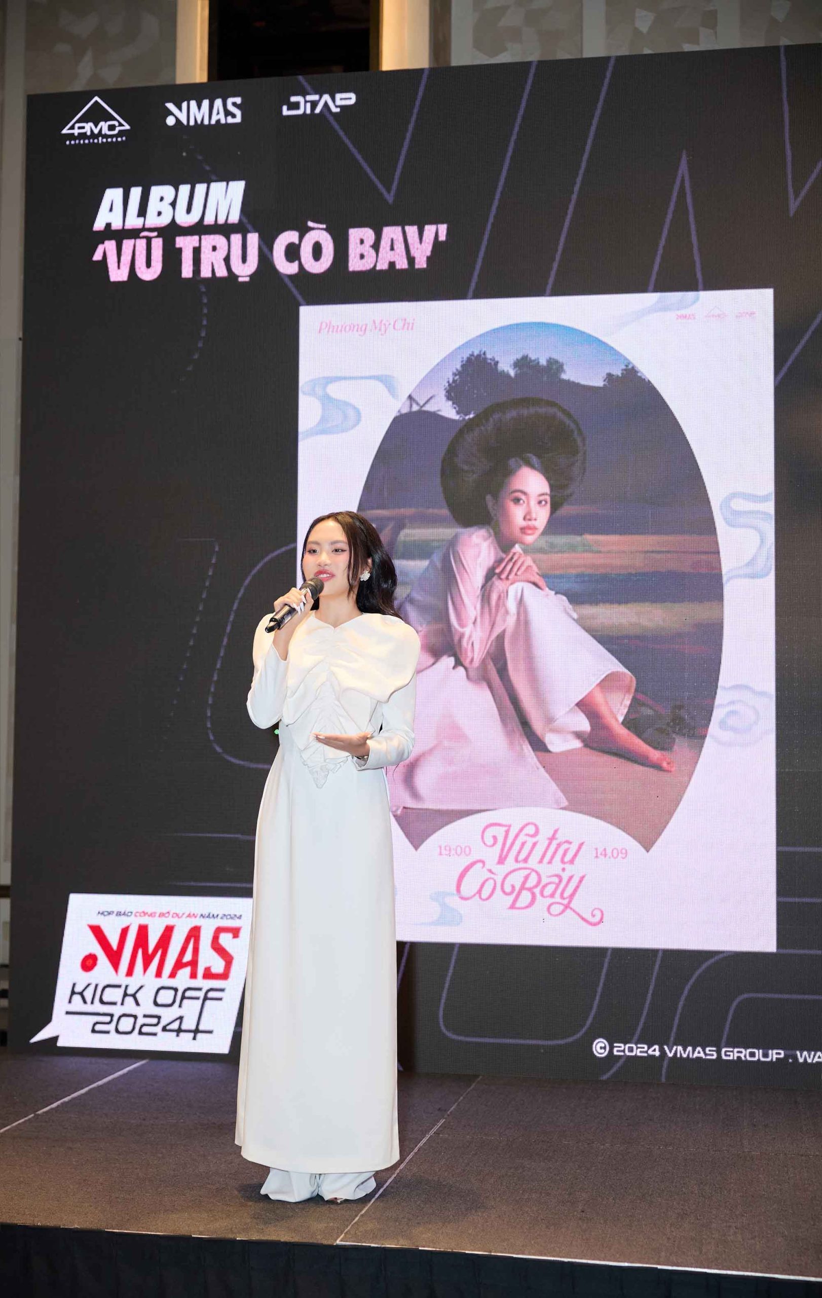 phương mỹ chi album vũ trụ cò bay