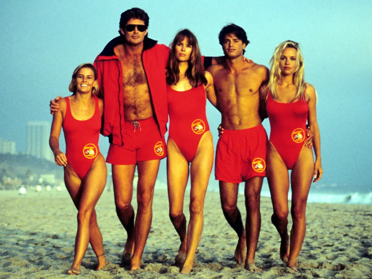 Thời trang retro phim Baywatch 