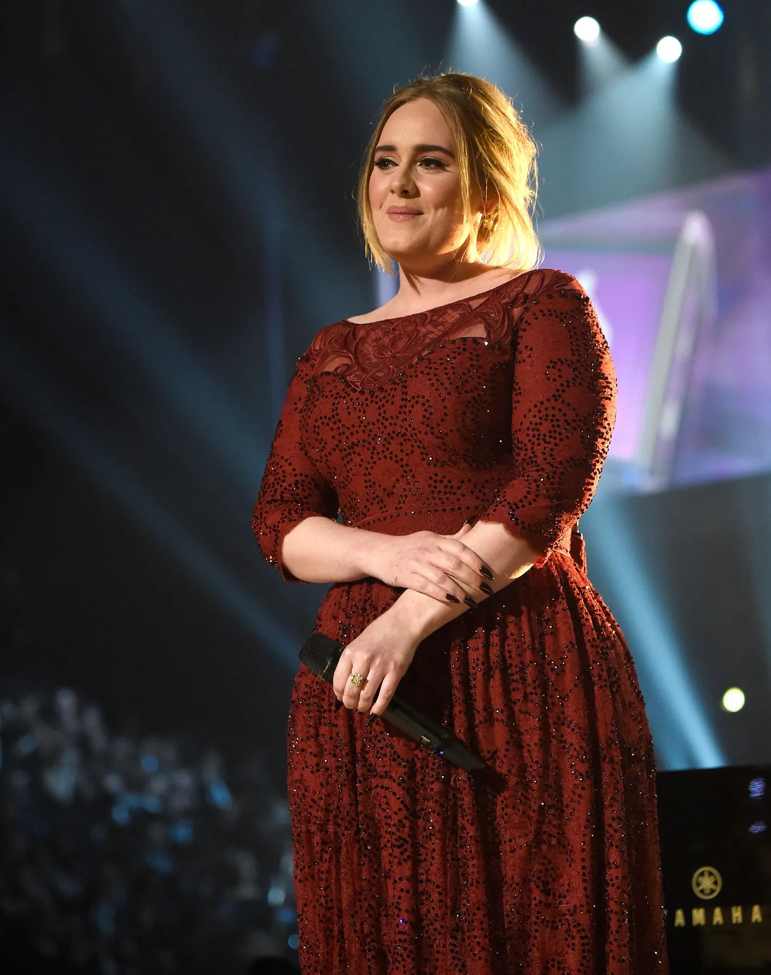 adele và đá phong thủy