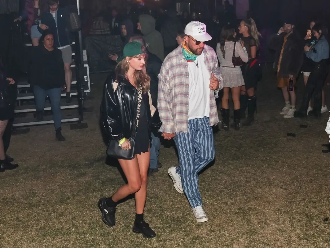 taylor-swift-travis-kelce-coachella