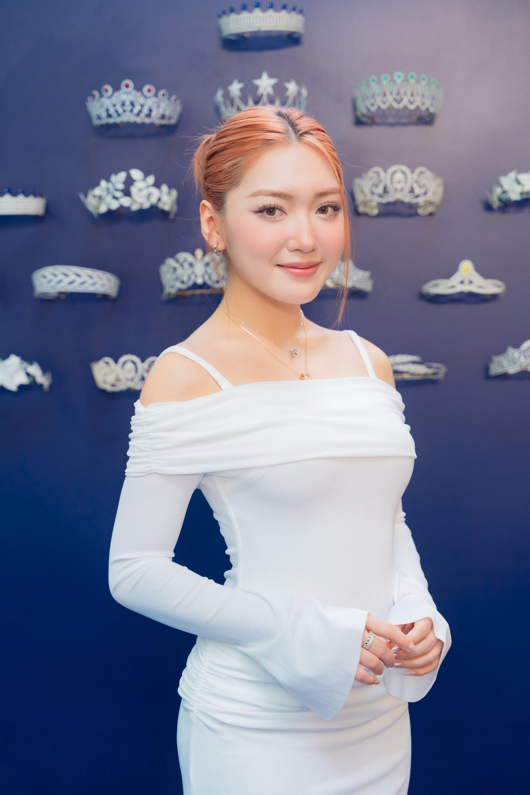 Beauty blogger Chloe Nguyễn tại sự kiện của thương hiệu Chaumet.