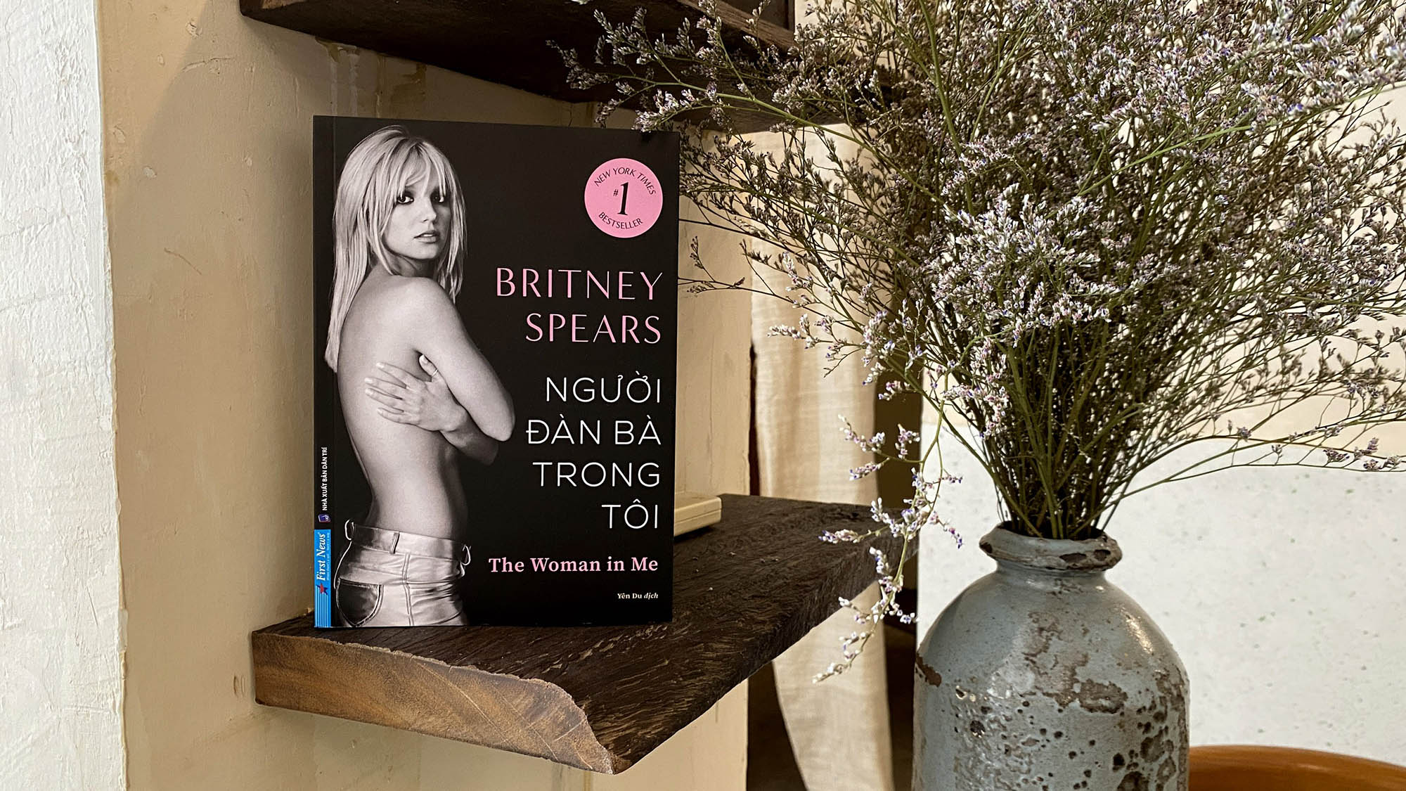 người đàn bà trong tôi hồi ký britney spears