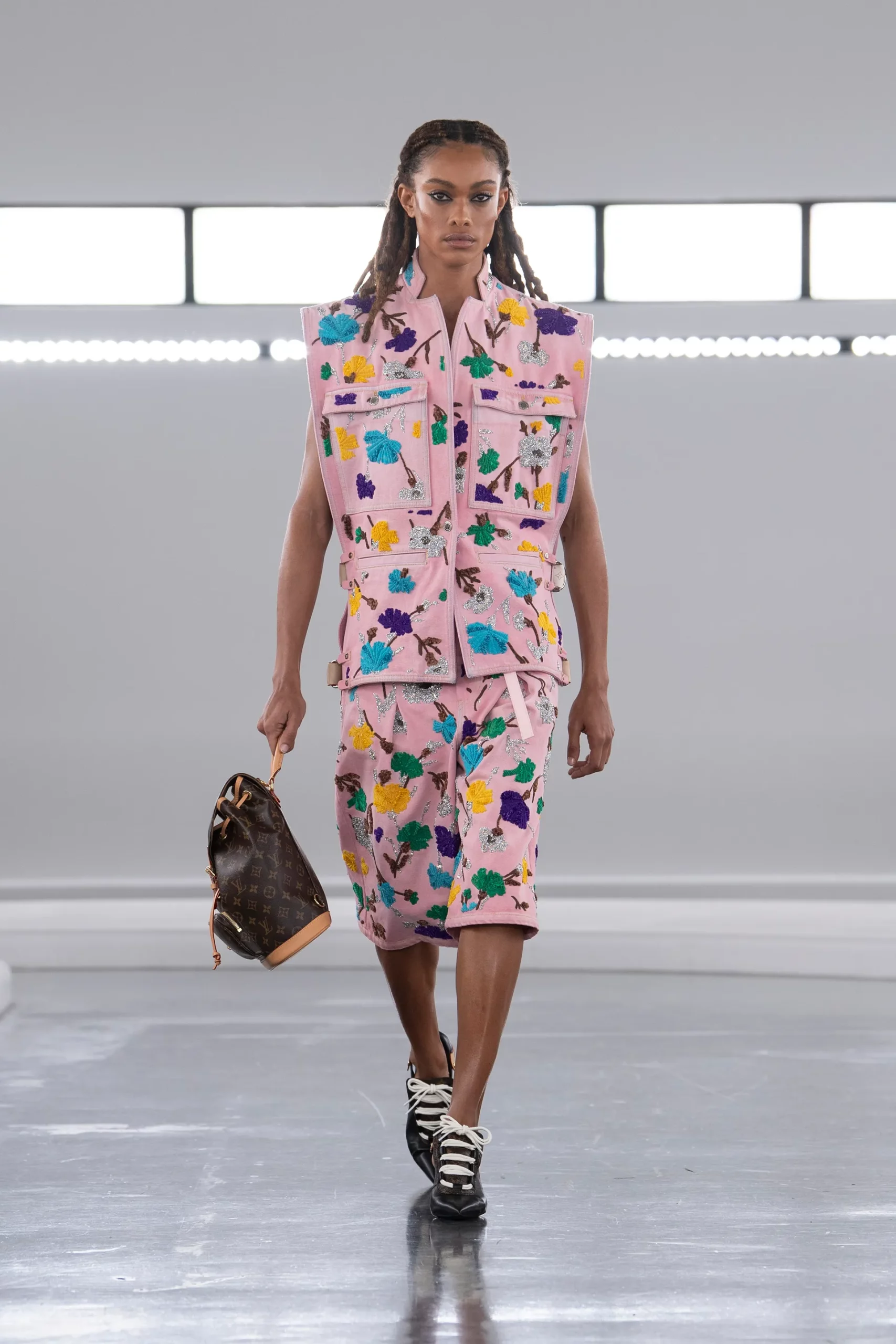 ouis-vuitton-pre-fall-2024