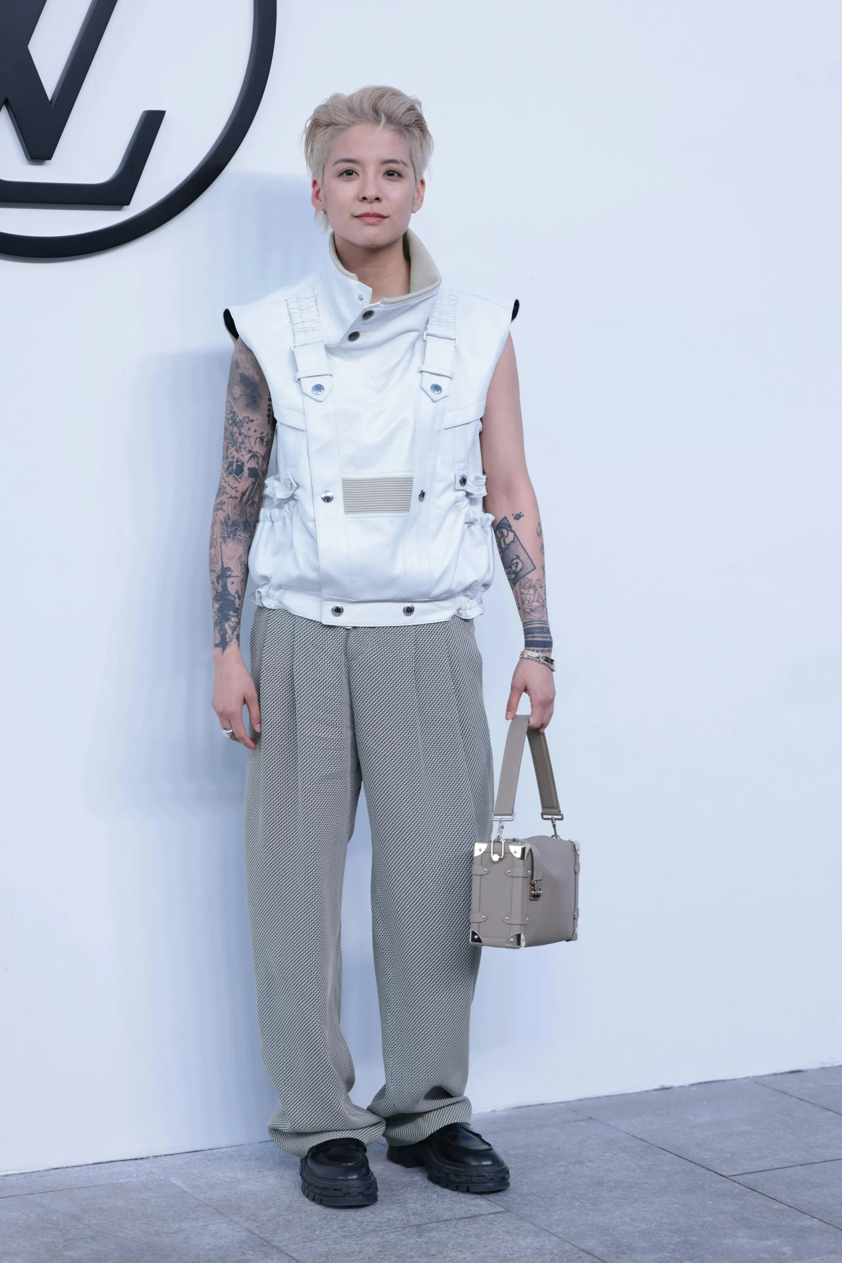 Amber Joseohine Liu tại Louis Vuitton Pre-Fall 2024. (Ảnh: Getty Images)