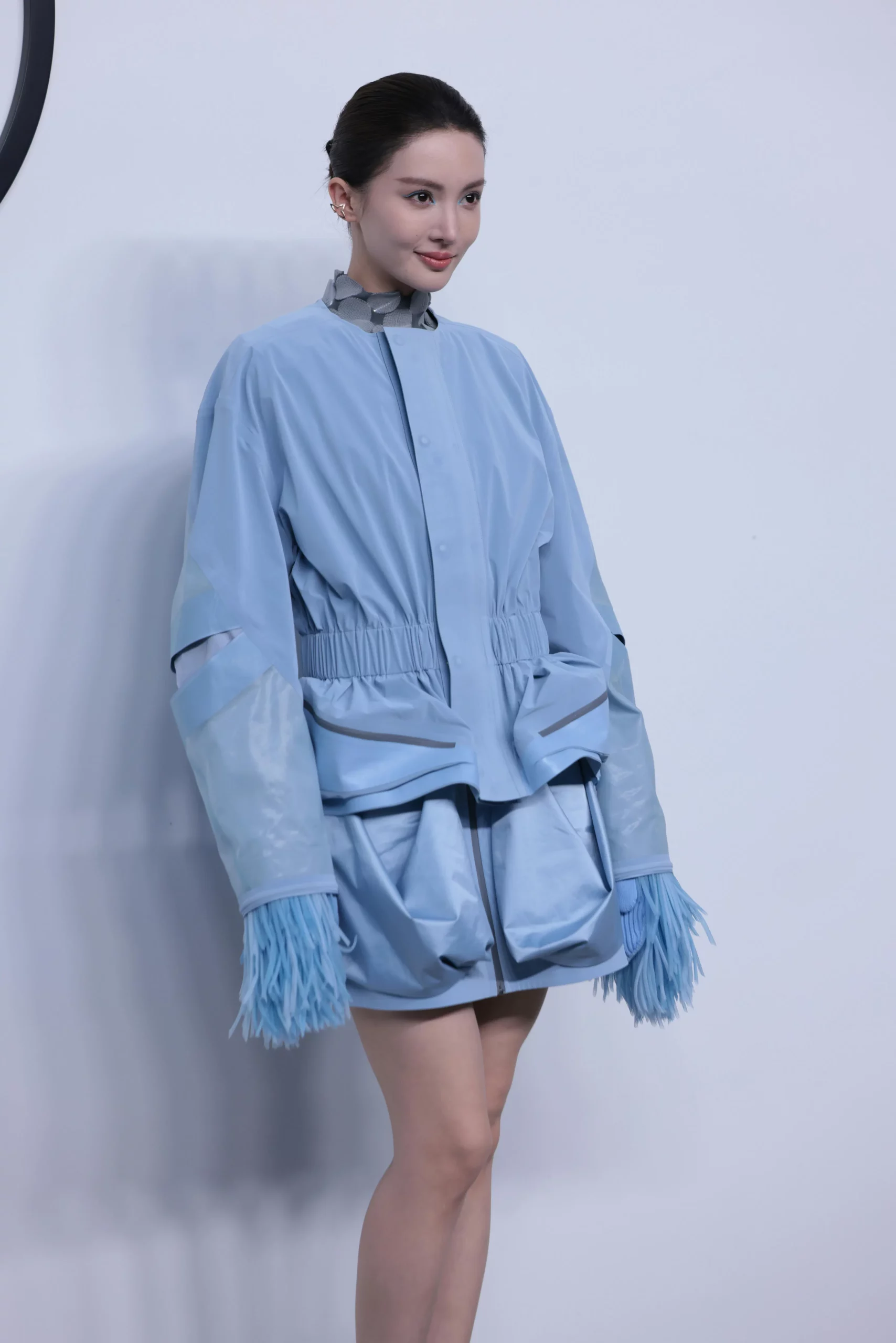 Gina Jin Chen tại Louis Vuitton Pre-Fall 2024. (Ảnh: Getty Images)