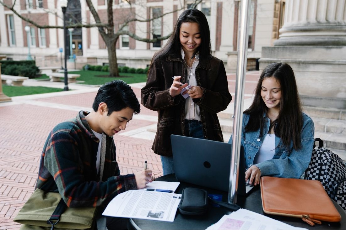hoạt động hè của genz