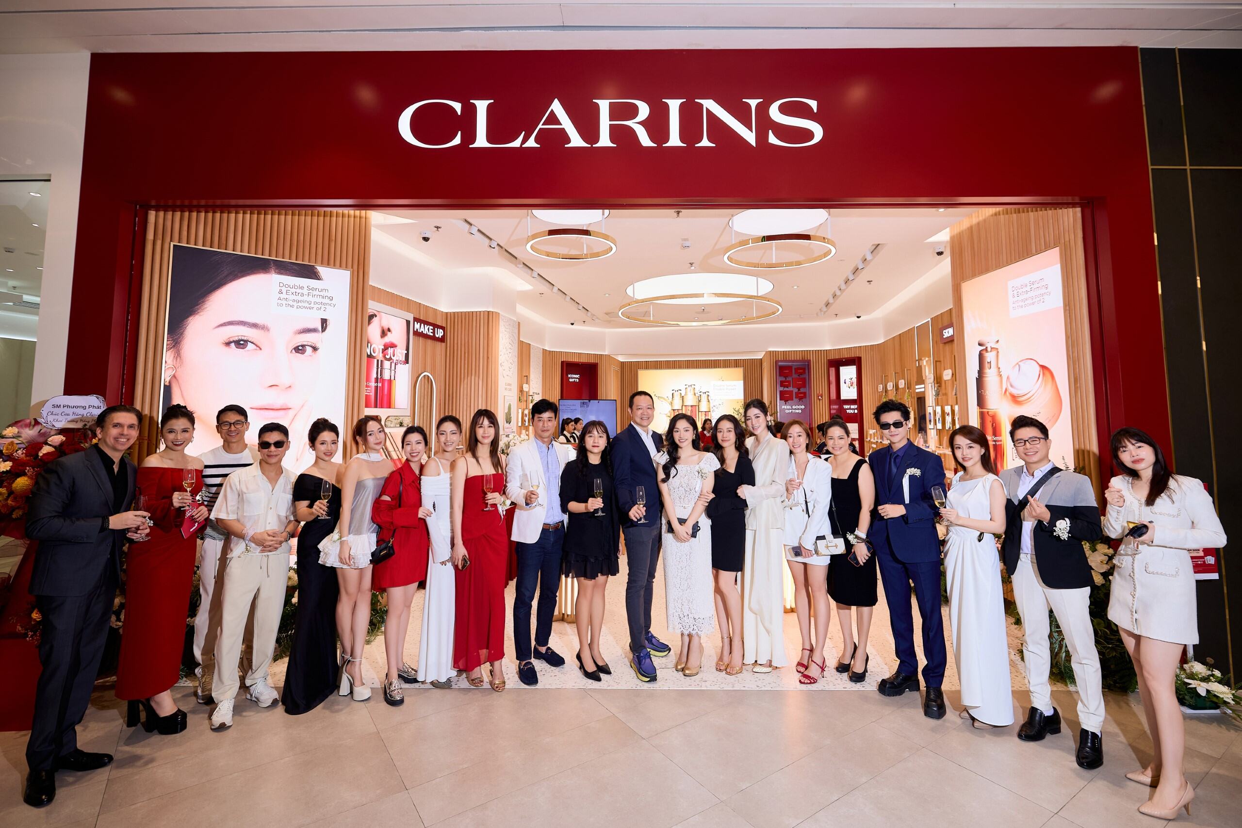 Clarins dàn sao