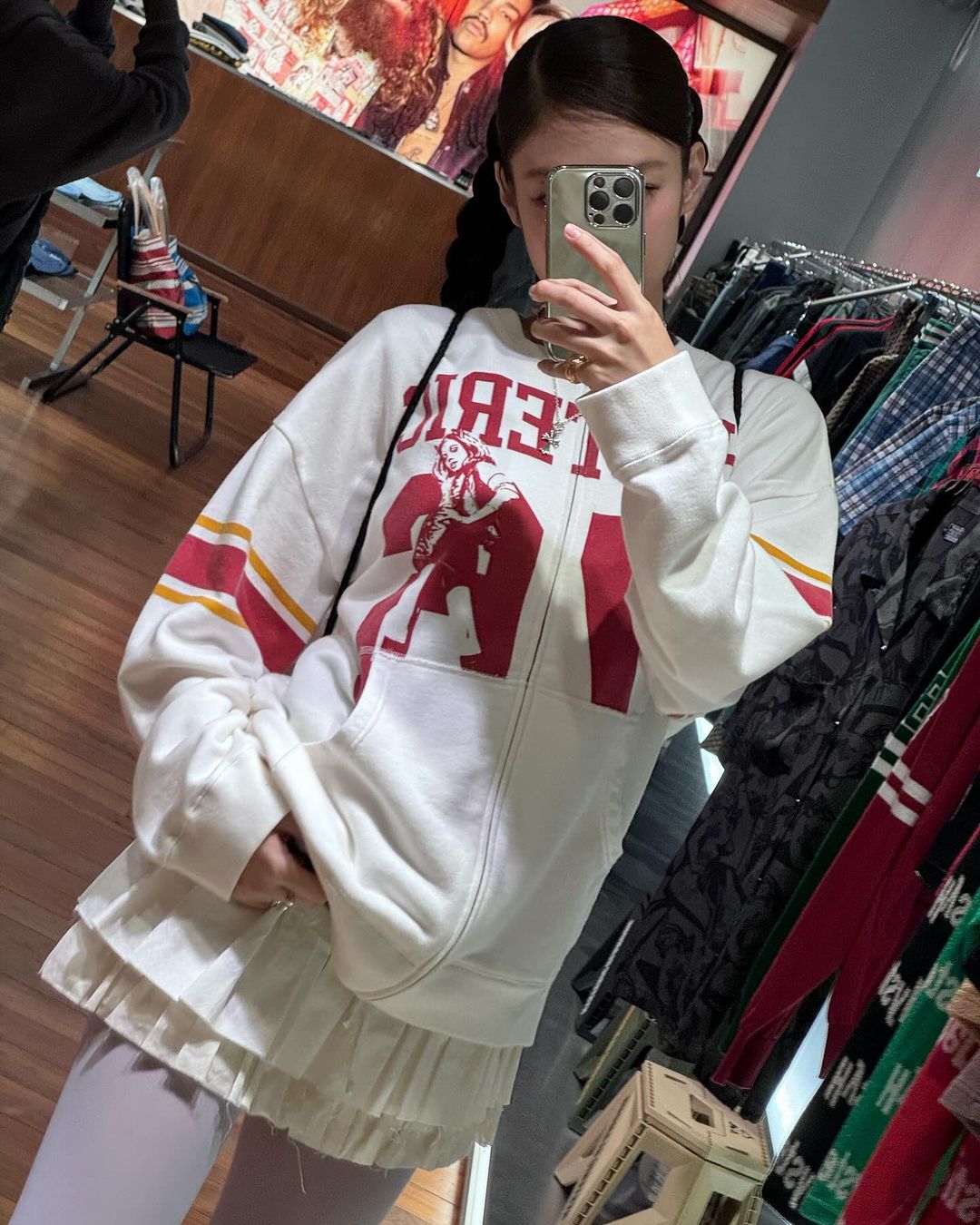 jennierubyjane chân váy