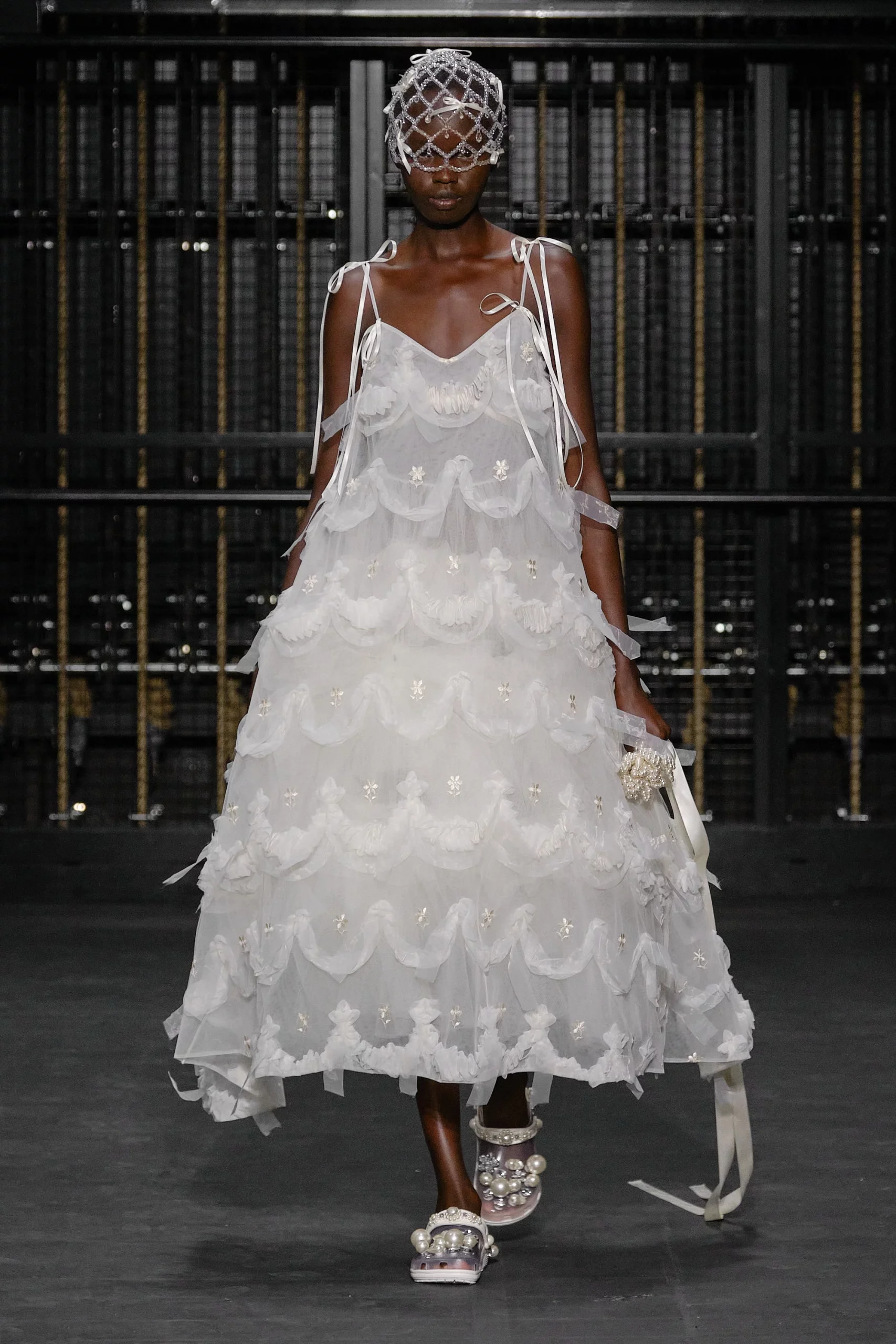 vãy cưới Simone Rocha