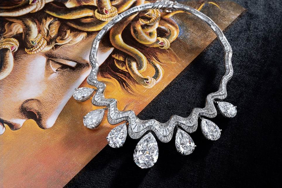 Vòng cổ Serpenti Aeterna bulgari
