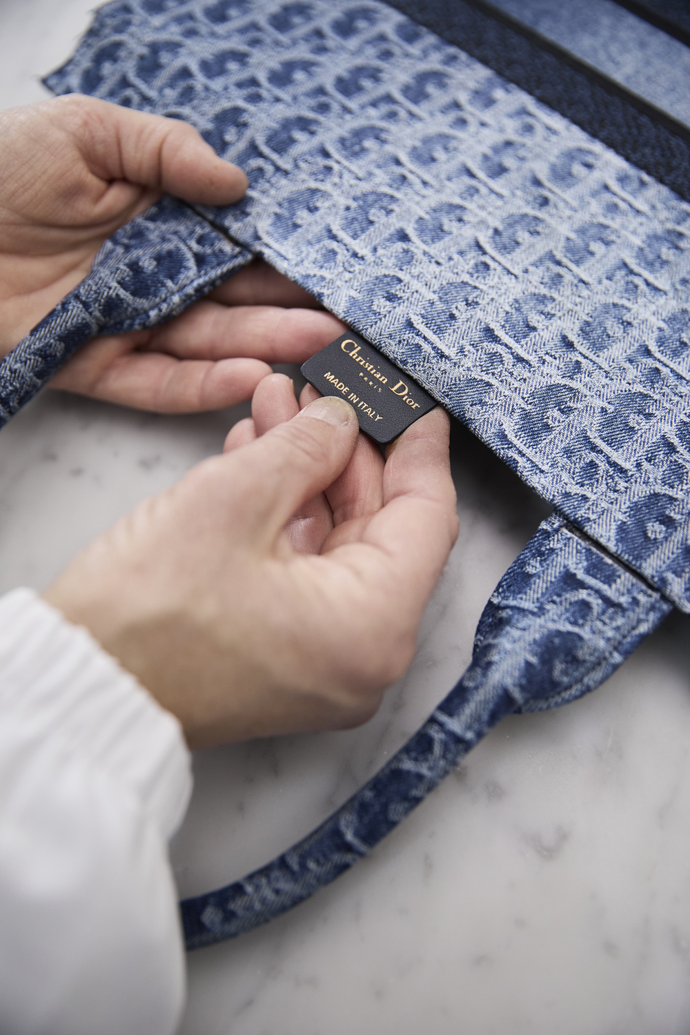 Chiến dịch thời trang đầu tiên do Haerin (NewJeans)