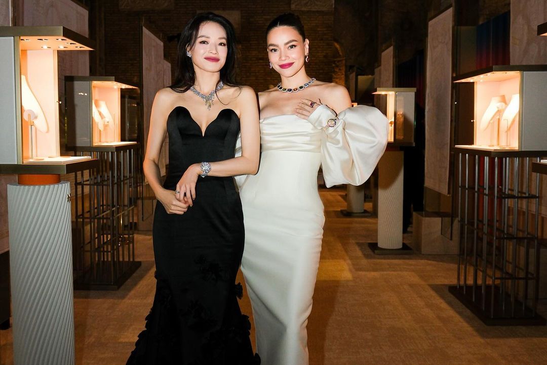 Hồ Ngọc Hà, Thư Kỳ  tại sự kiện Bvlgari