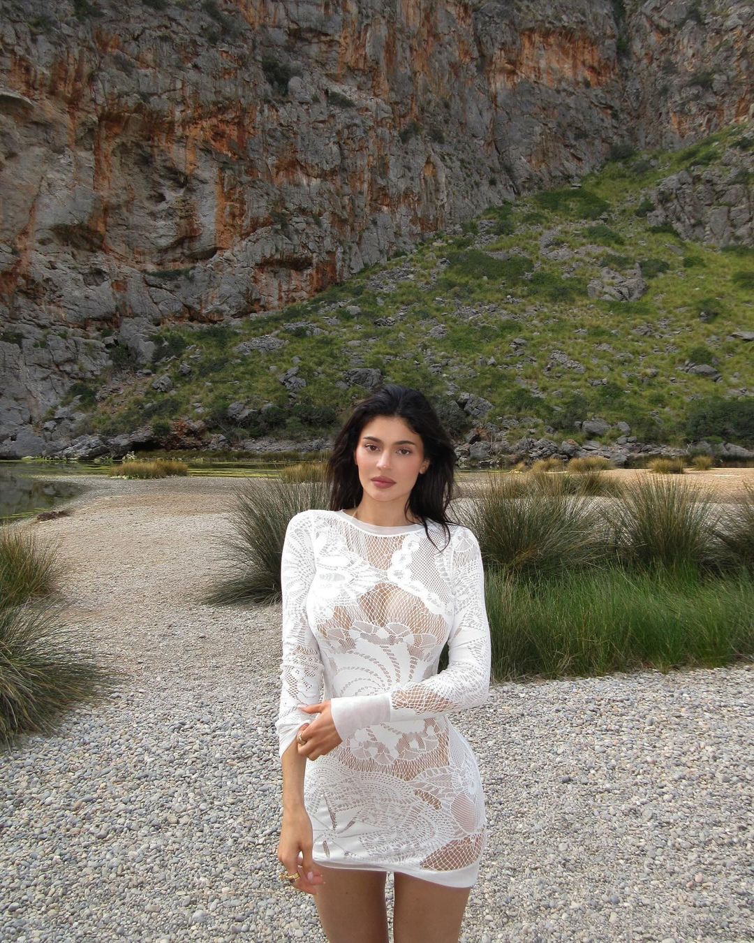 thời trang đi biển của kylie jenner