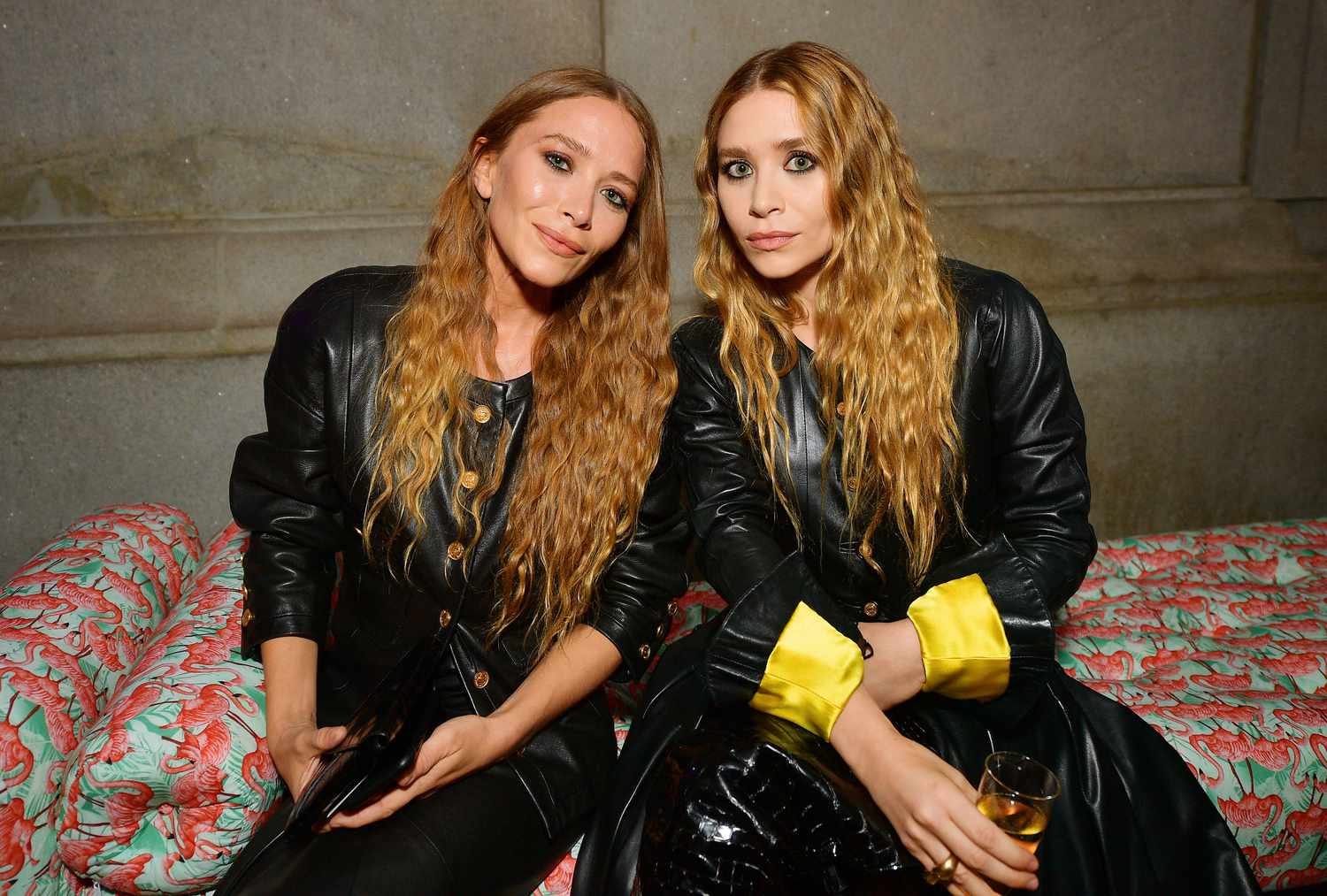 thời trang song tử Mary-Kate and Ashley Olsen